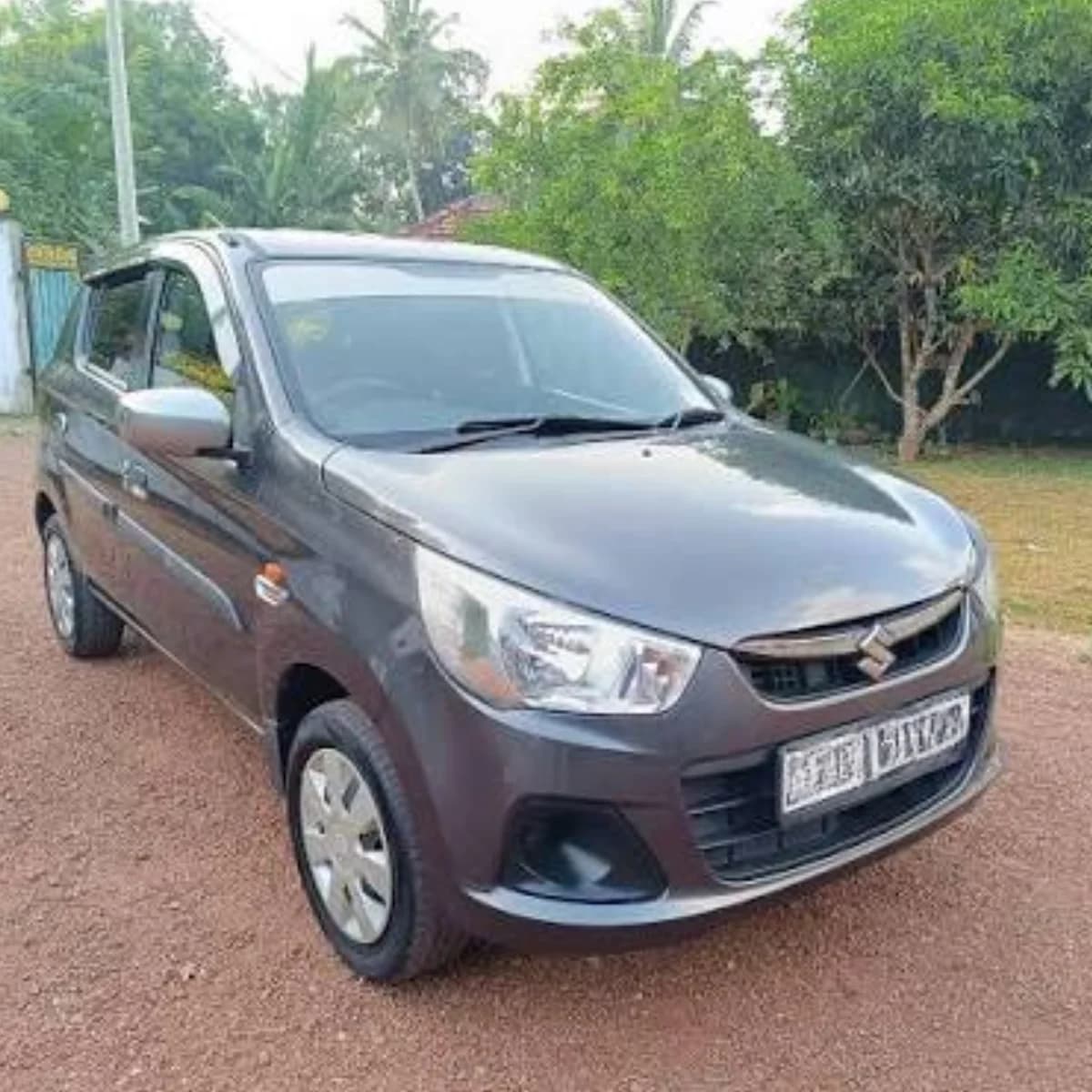 Suzuki Alto K10 exterior
