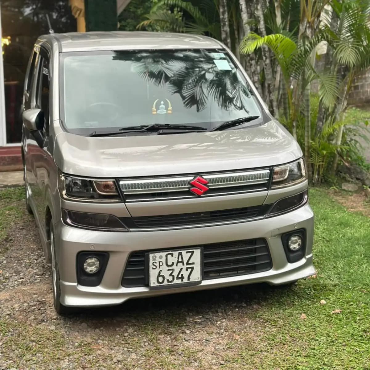 Suzuki Wagon R exterior